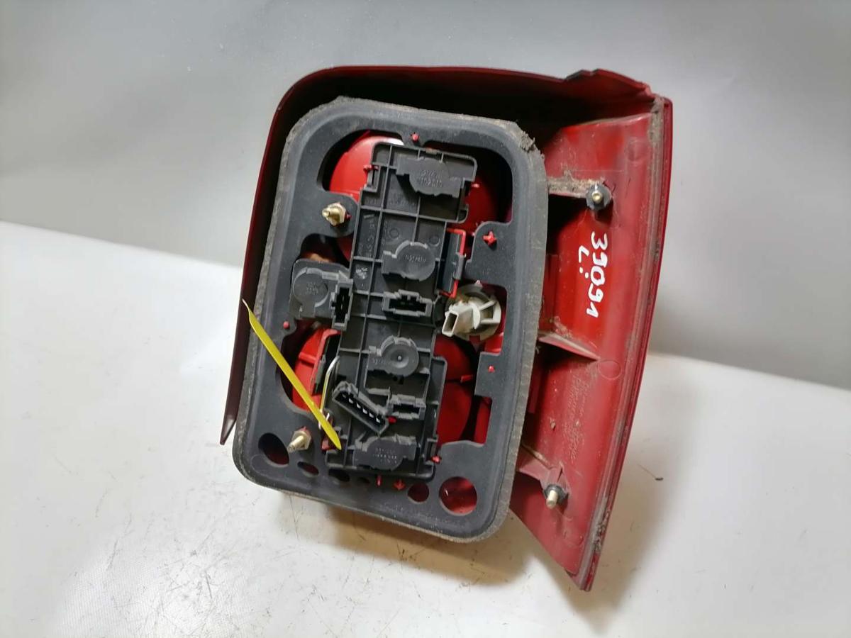 VW Passat 3BG original Rücklicht Rückleuchte Schlussleuchte links Kombi Bj.2004